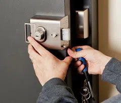 City Locksmith Store Kansas City, MO 816-826-3081 City Locksmith Store Kansas City, MO 816-826-3081 - 1-Locksmiths